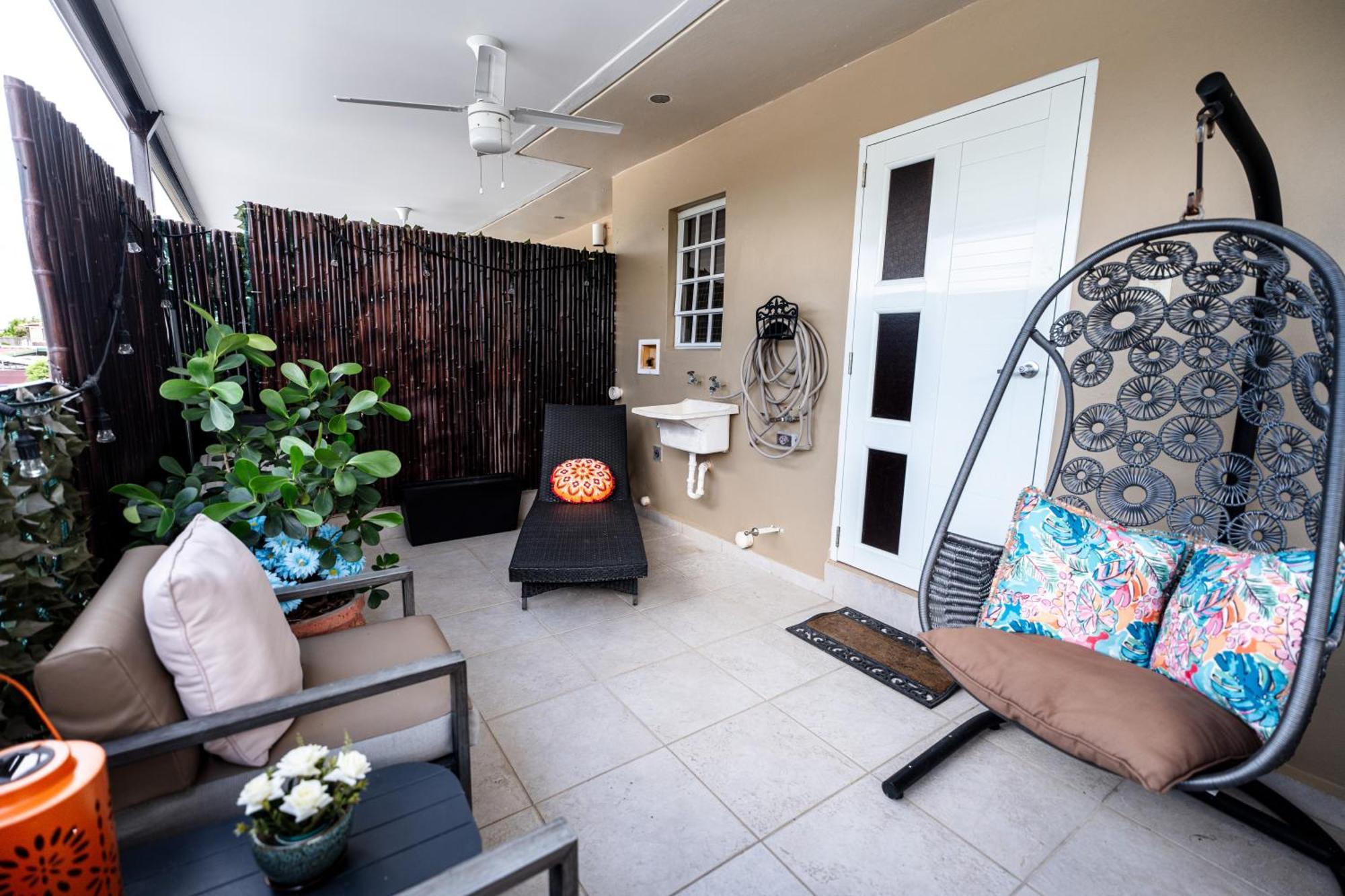 Private Jacuzzi Oasis With Mountain Views And Free Parking Lejlighed Ponce Eksteriør billede